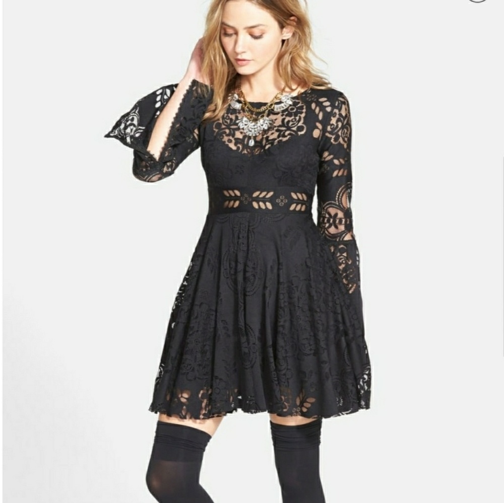 Free People Lovers Folk Dress Black 6 NWT read details